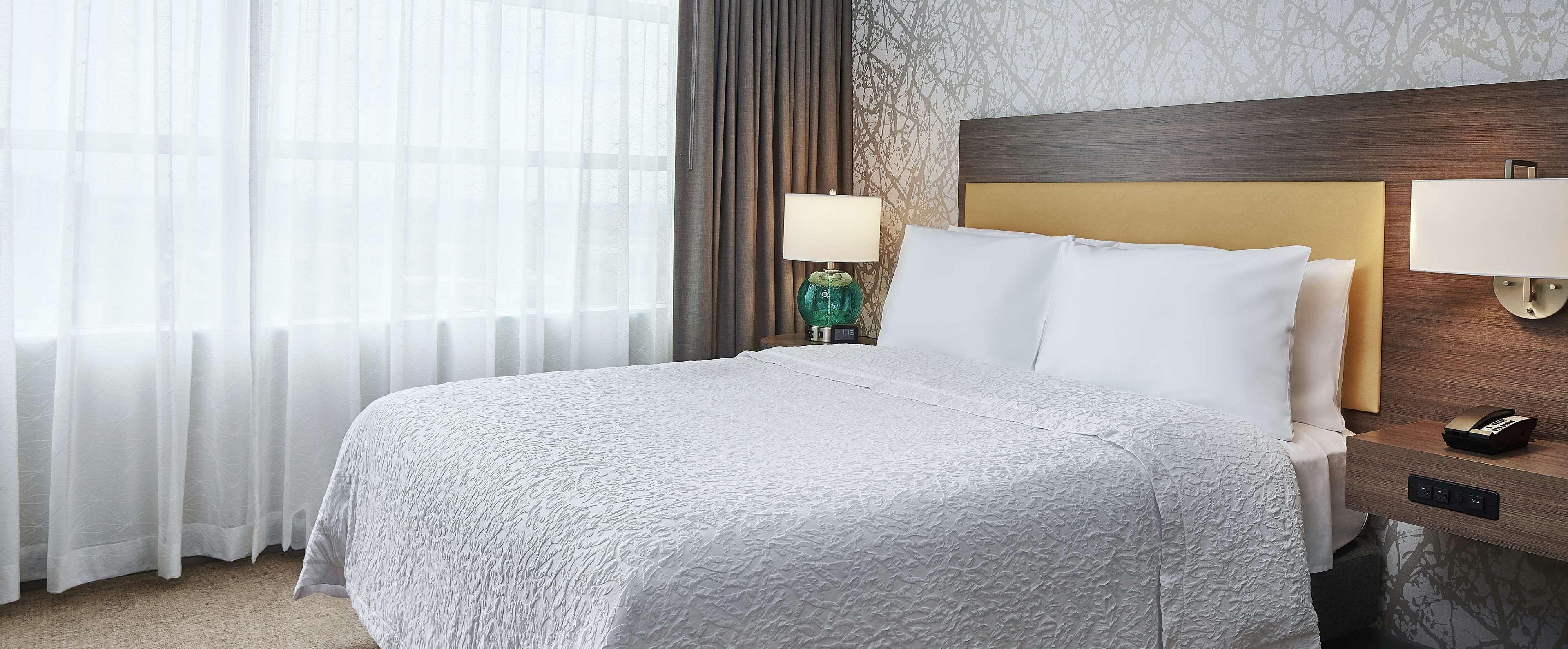 Home2 Suites By Hilton Chicago Mccormick Place Exterior photo